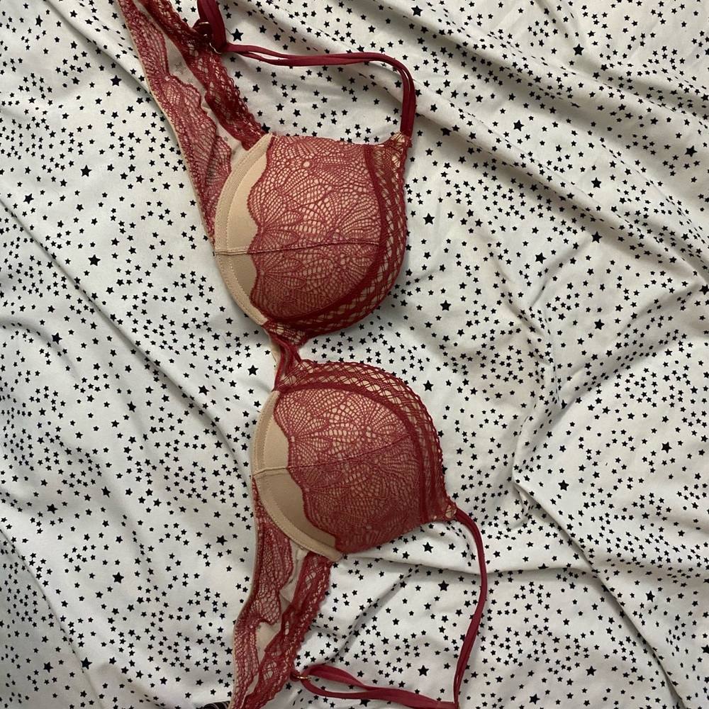Victoria’s Secret Bombshell Bra